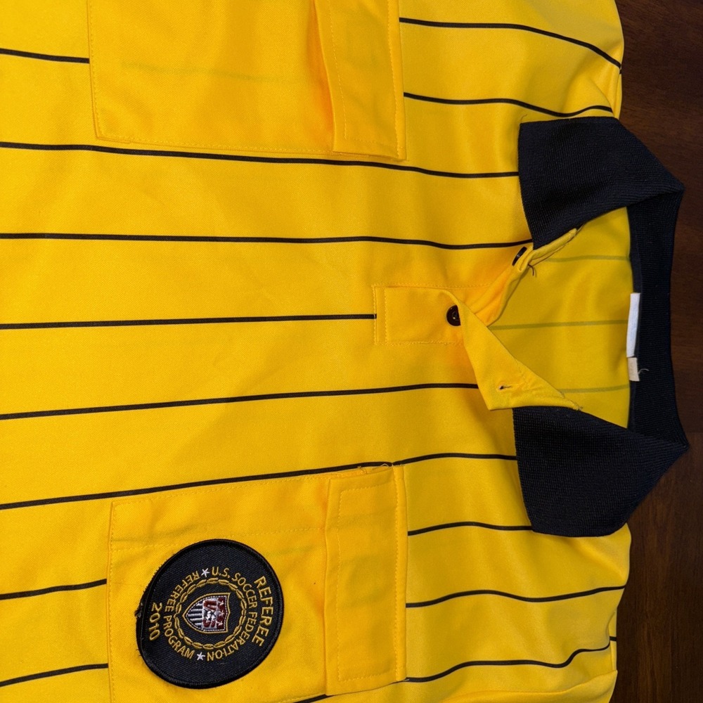 5 High Soccer Federation Referee 2010 Shirt medium